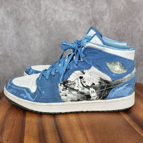Nike Air Jordan 1 Retro Alpha Sneakers Mens‎ 12 White University Blue 136085-140 main image 11